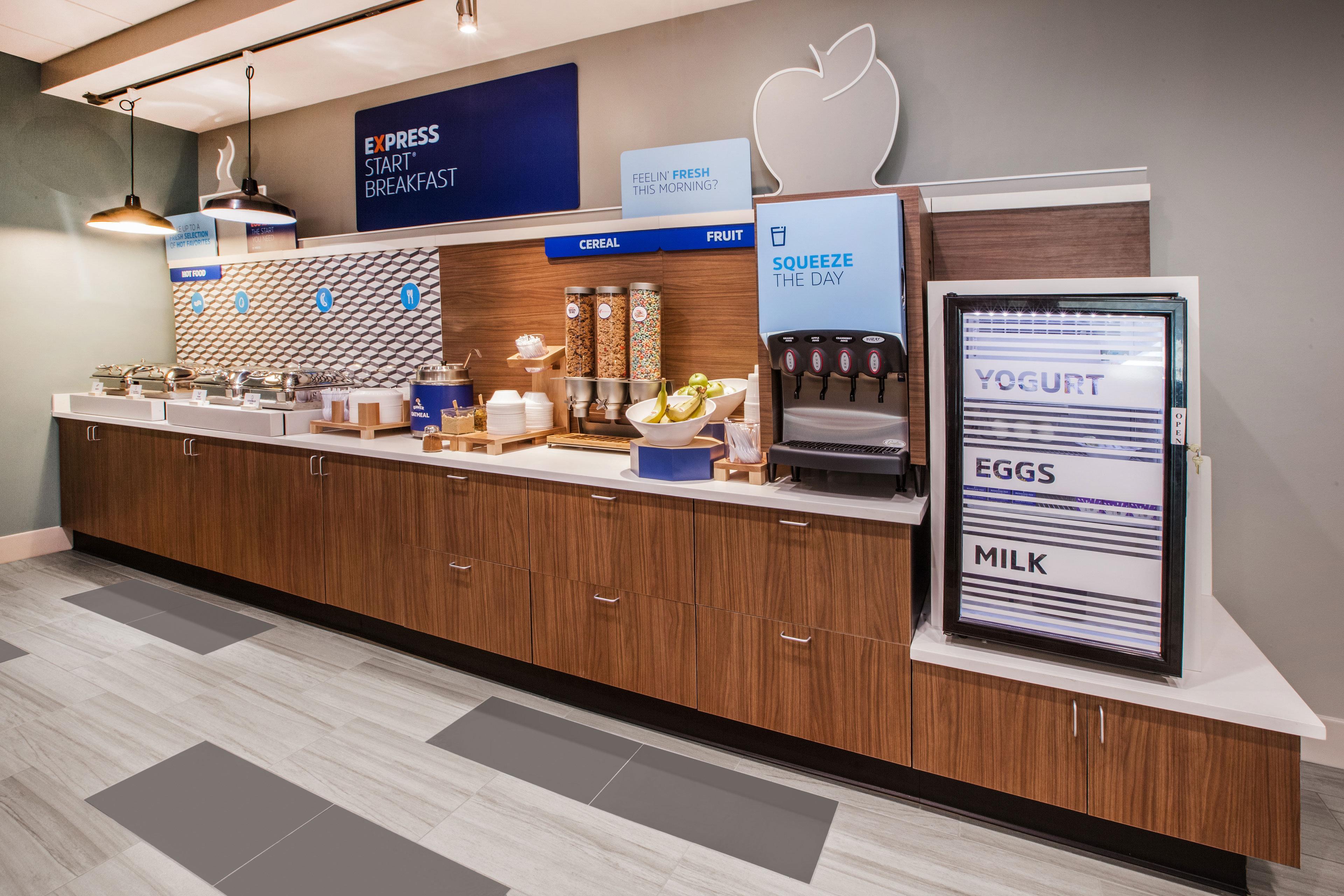 Holiday Inn Express Corydon By Ihg Buitenkant foto